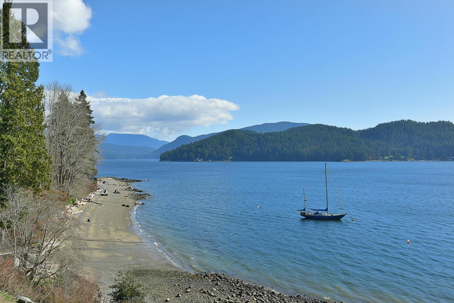894 MARINE DRIVE, Gibsons