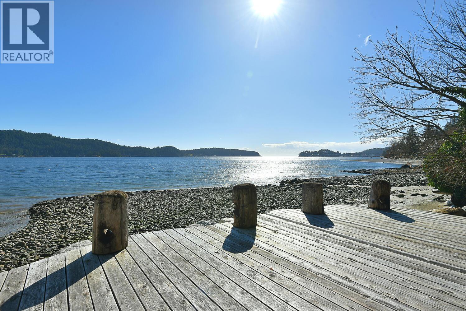 894 MARINE DRIVE, Gibsons