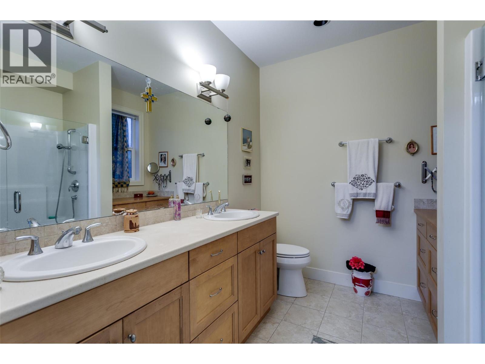 13099 Staccato Drive, Lake Country