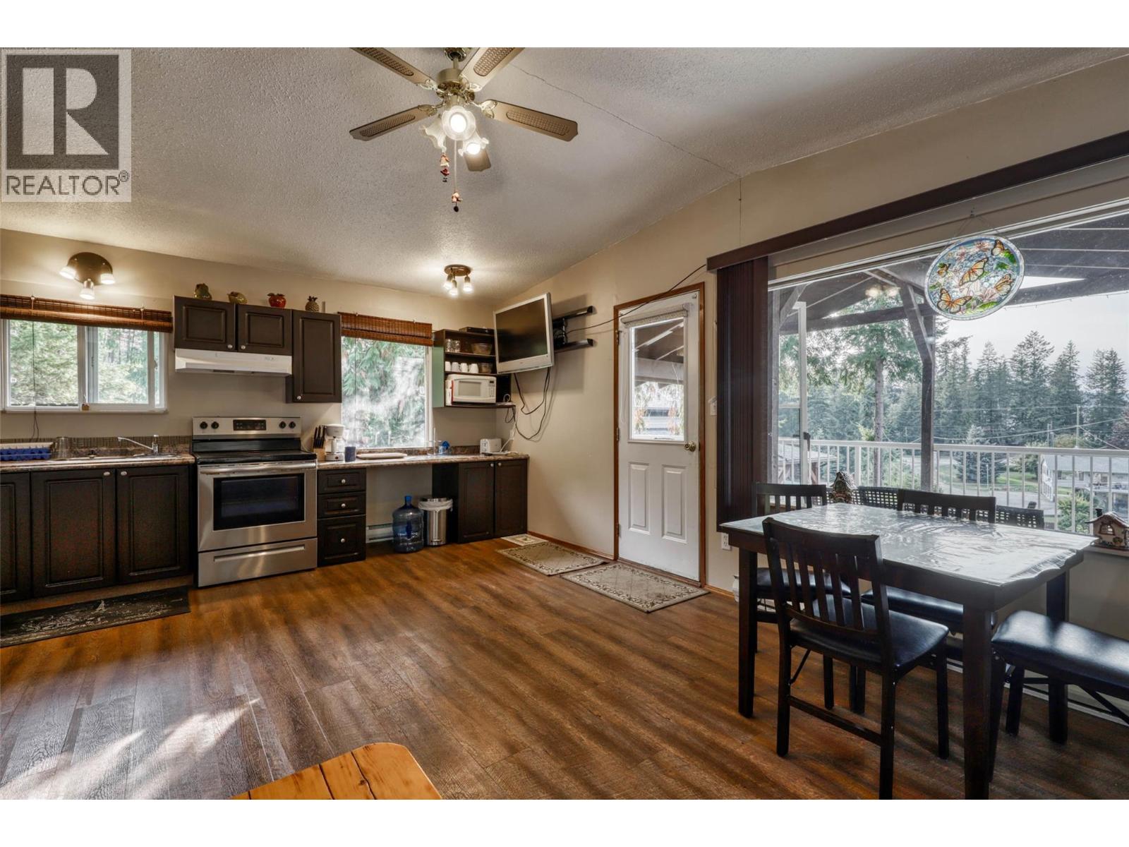 2770 Perris Road, Blind Bay