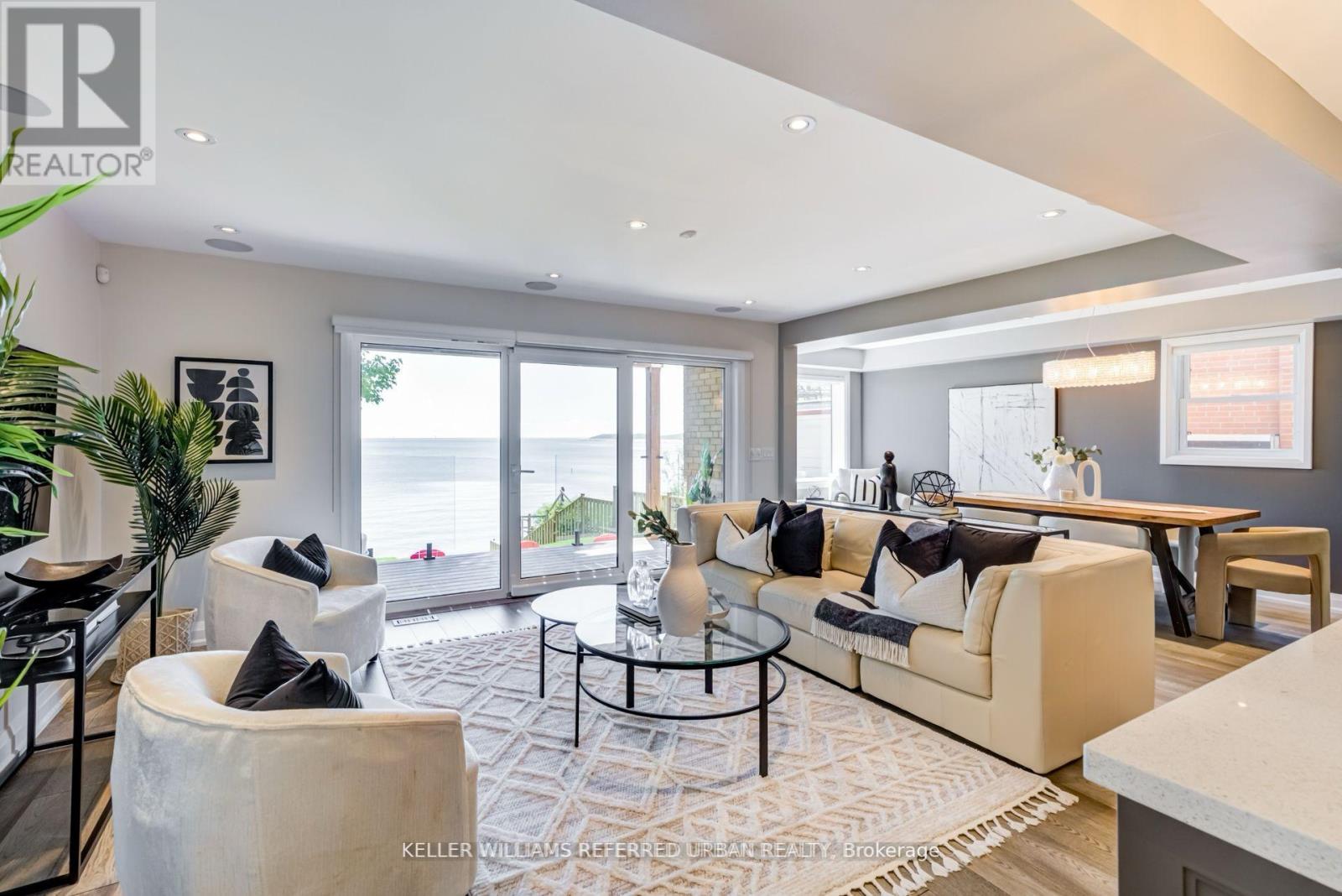 399 LAKE PROMENADE - 4