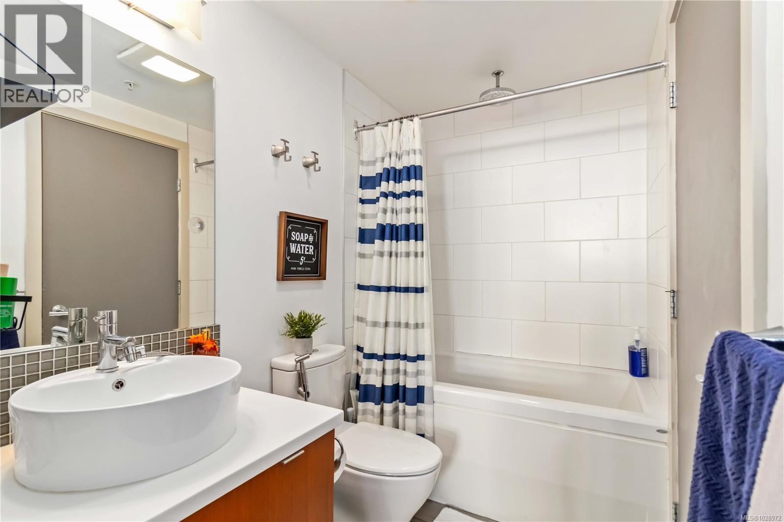 507 760 Johnson St, Victoria