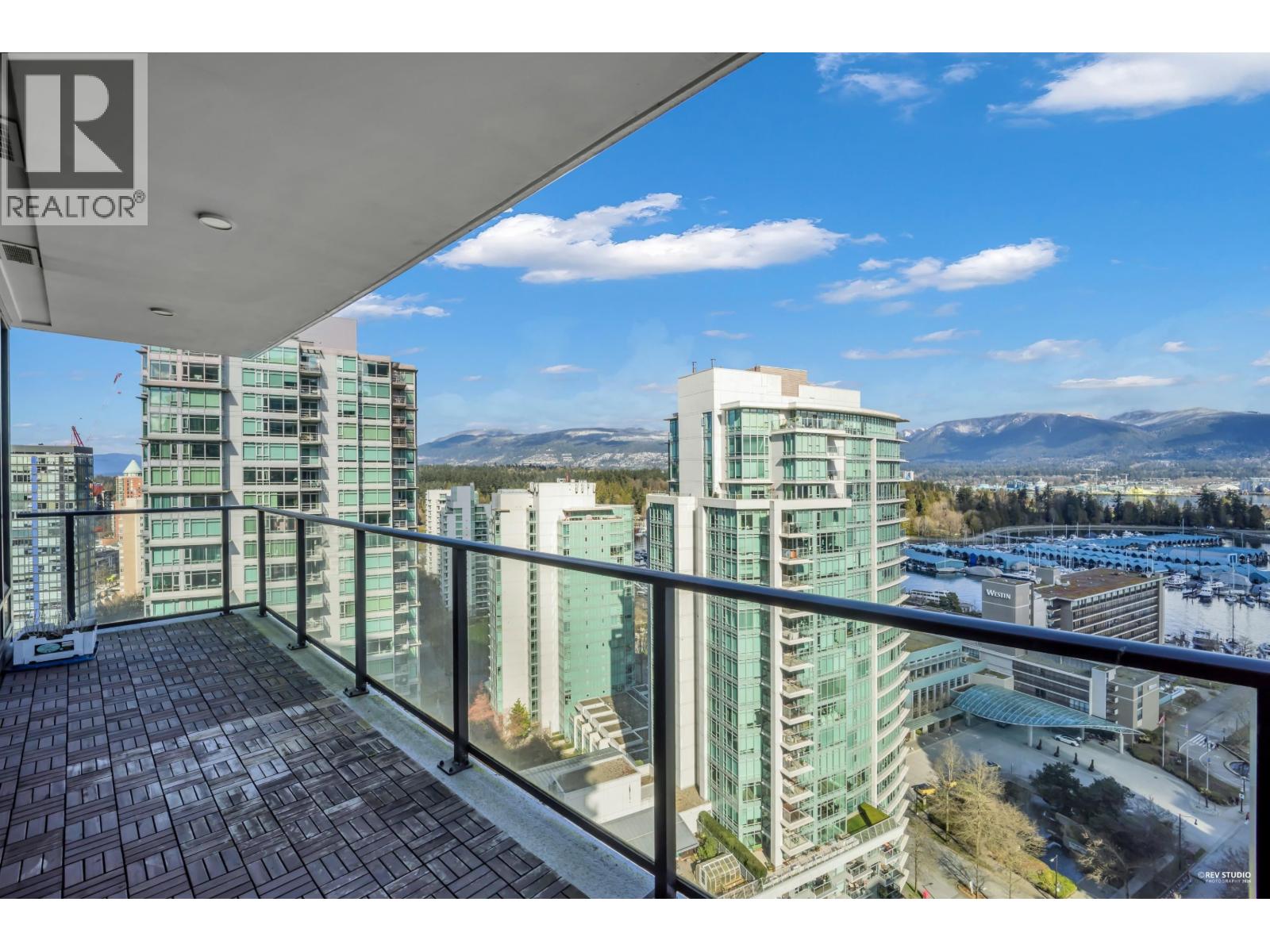 2001 620 CARDERO STREET, Vancouver