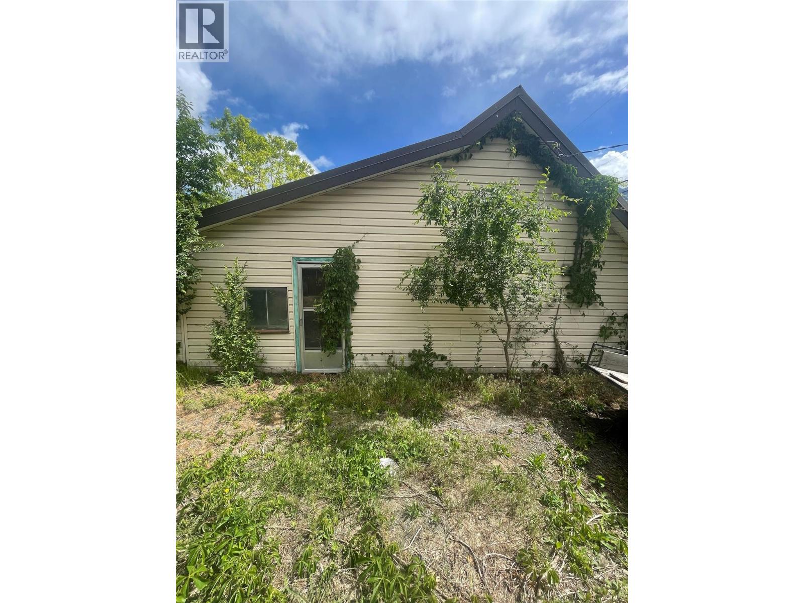 685 RUSSELL Lane, Lillooet