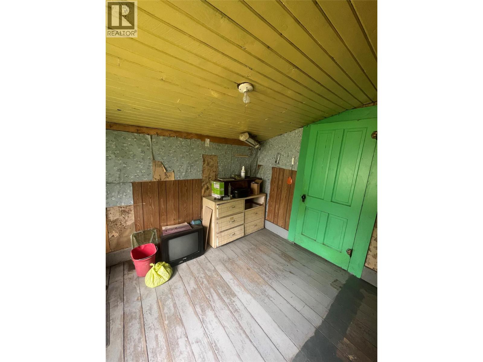 685 RUSSELL Lane, Lillooet