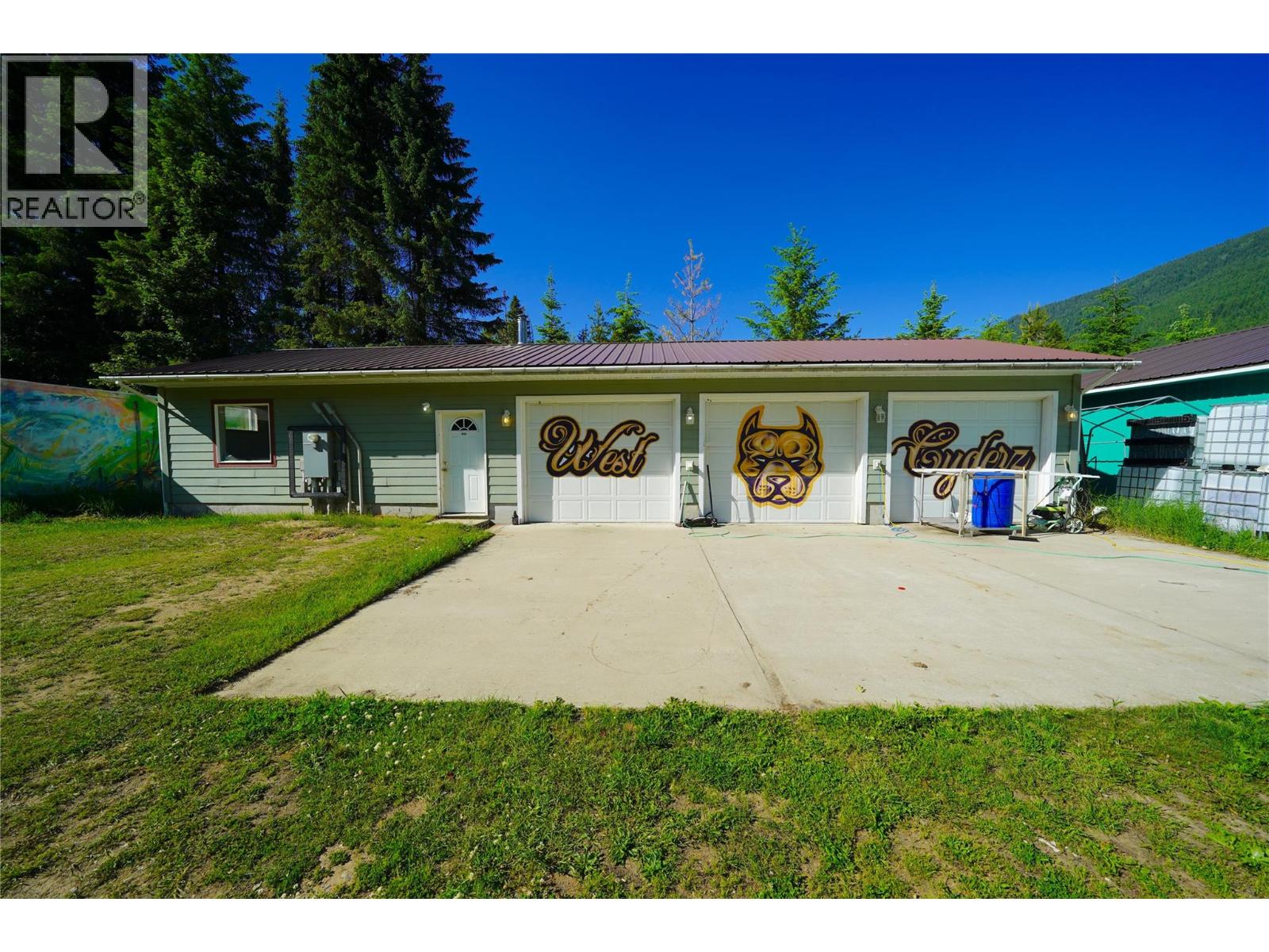 1062 Scamp Road, Castlegar