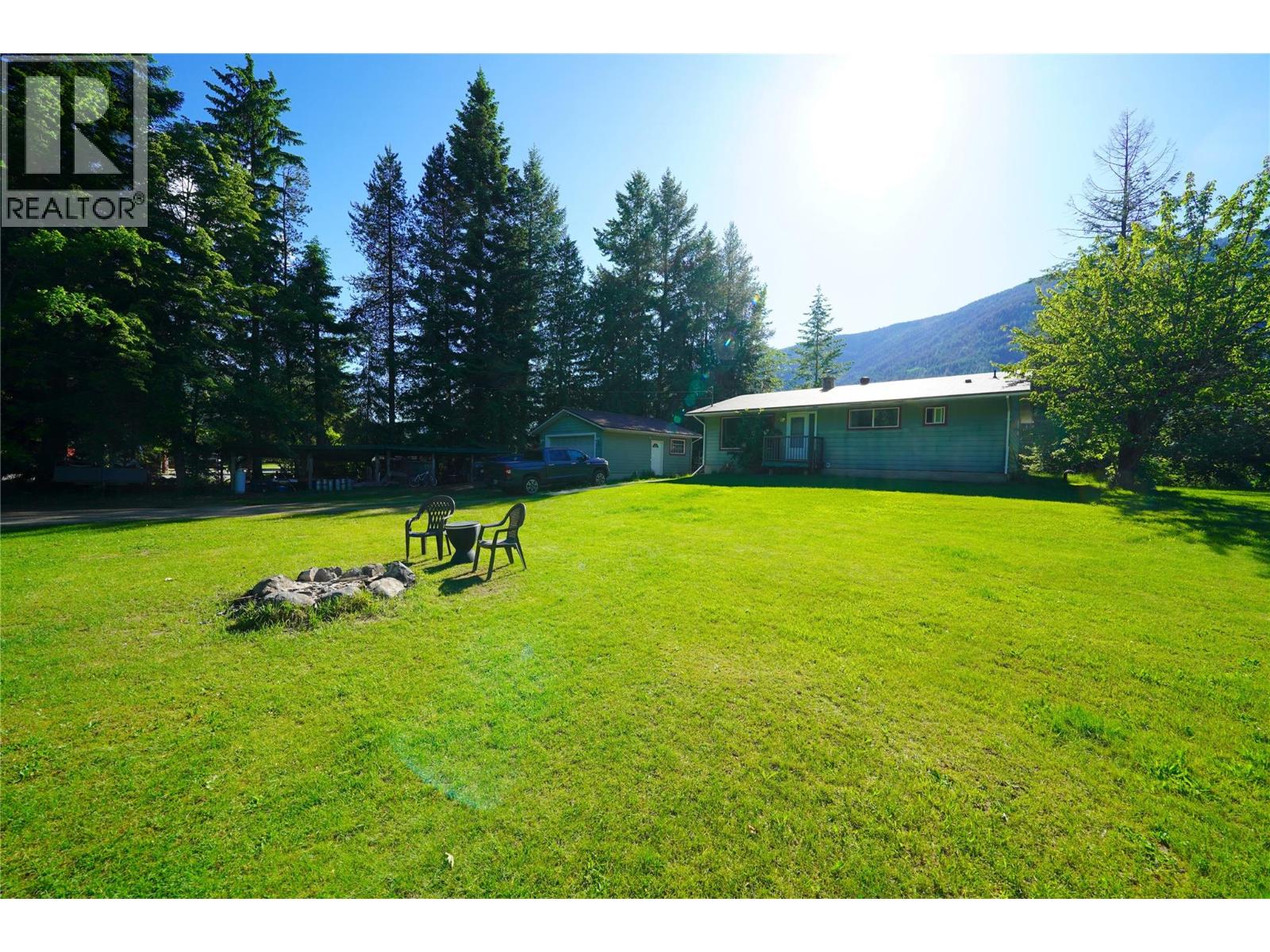 1062 Scamp Road, Castlegar