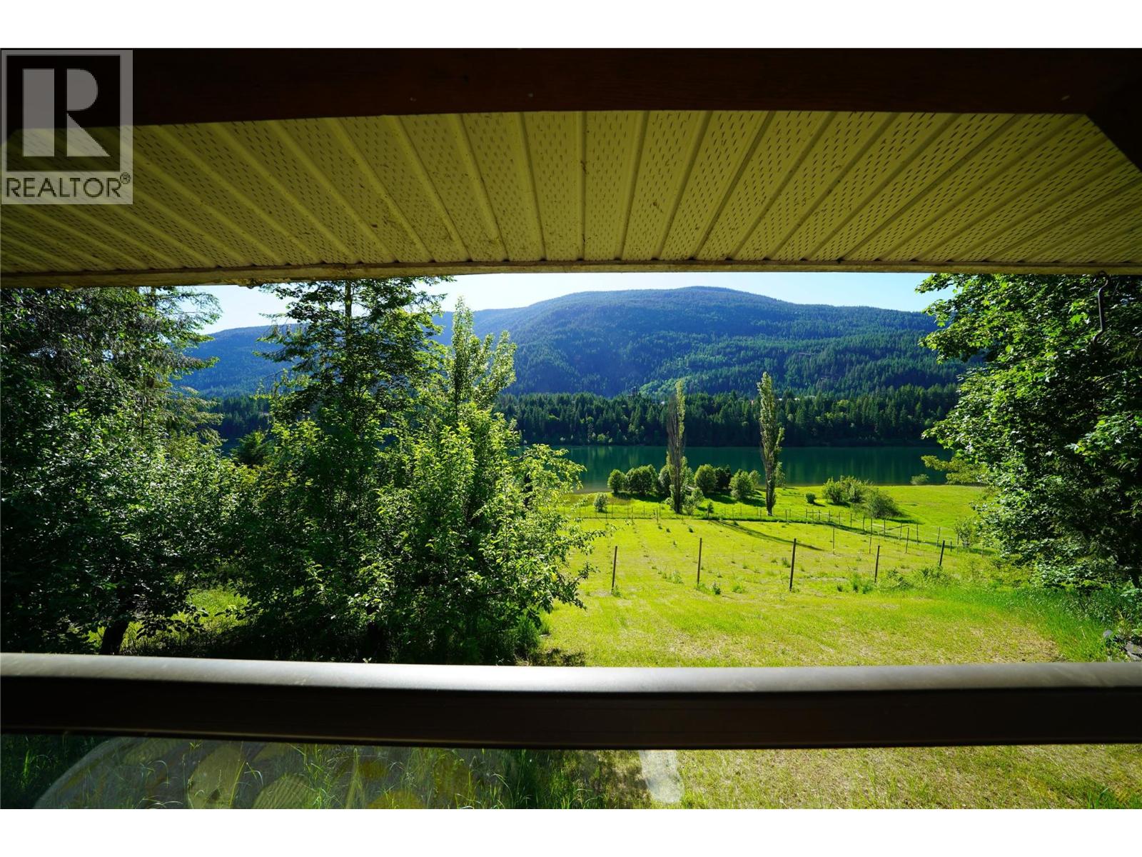 1062 Scamp Road, Castlegar