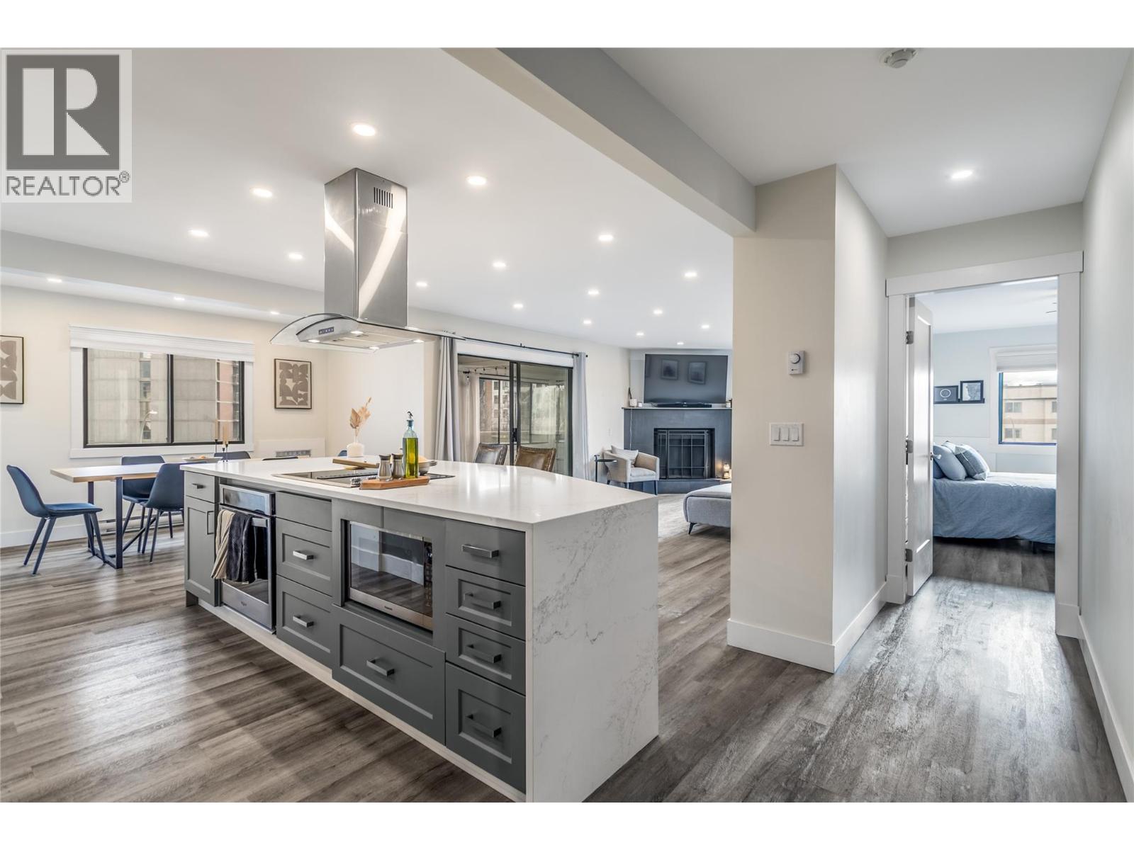 1075 Bernard Avenue Unit# 305, Kelowna