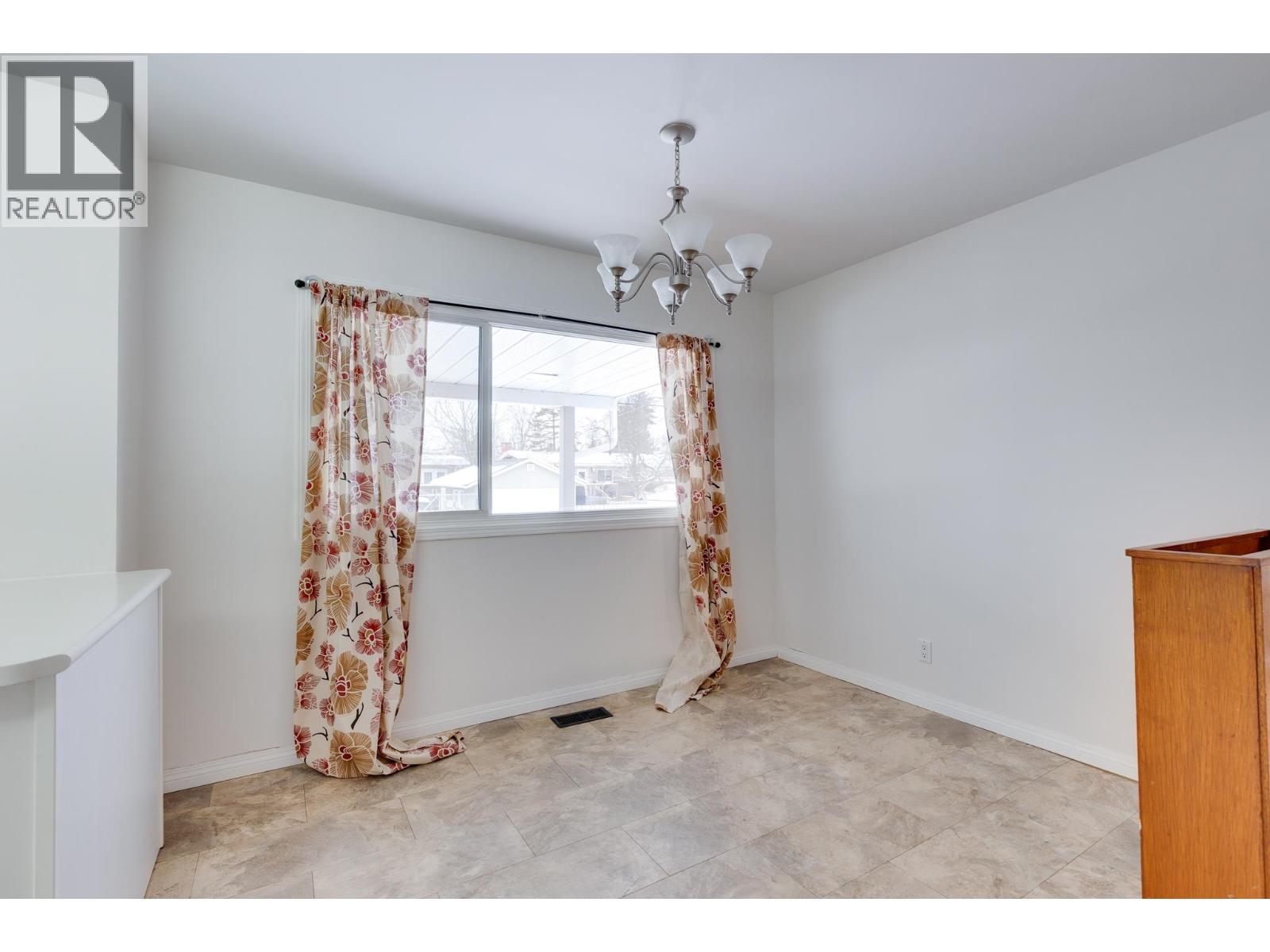 1221 BURDEN STREET, Prince George