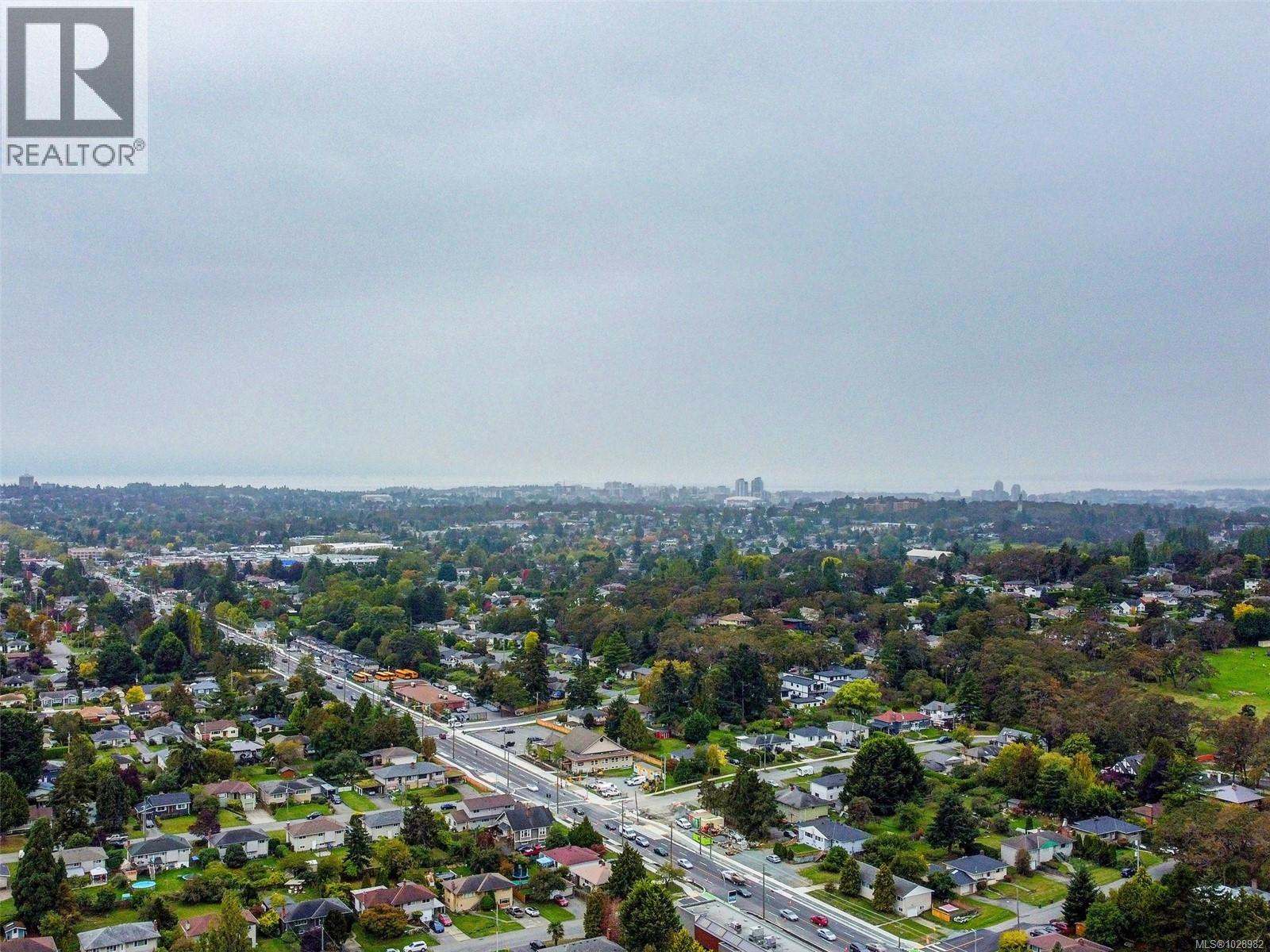 #104 1687 POPLAR AVE - 37