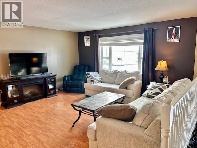 5227 HALLMARK CRESCENT, Fort Nelson