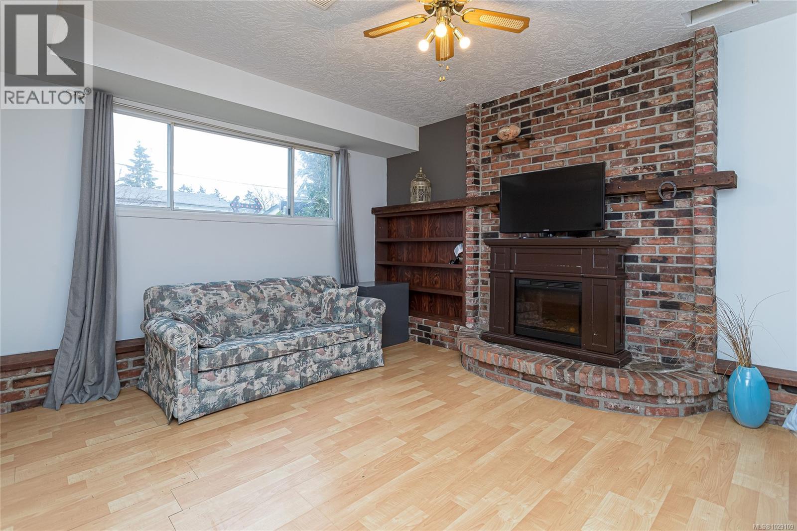 1975 JEFFREE RD - 17