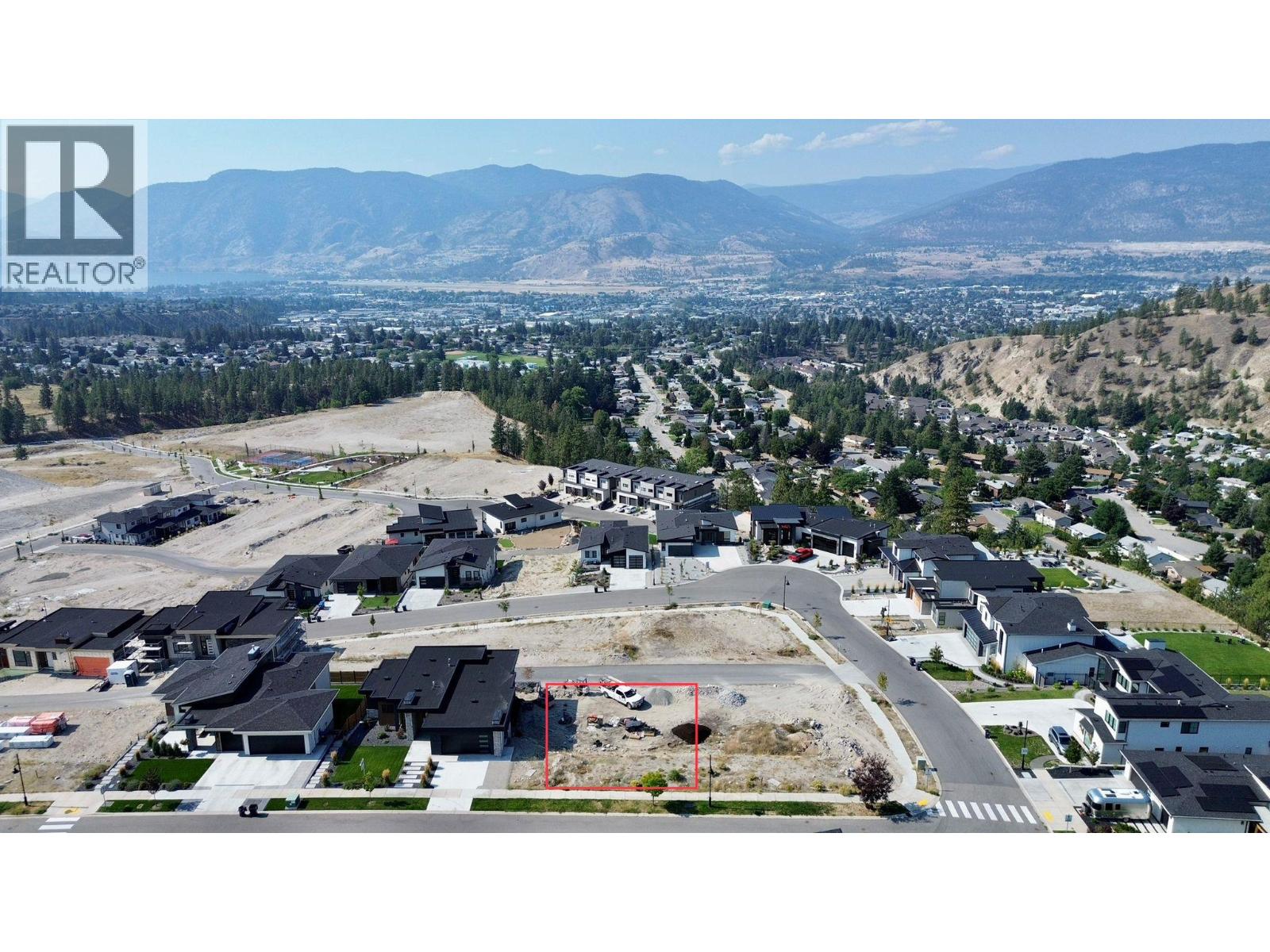 1063 ELK Street, Penticton