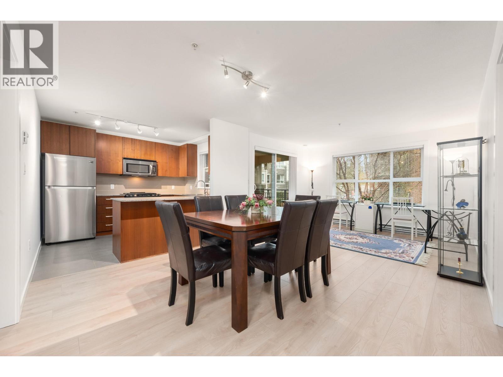 211 5775 IRMIN Street - photo 2