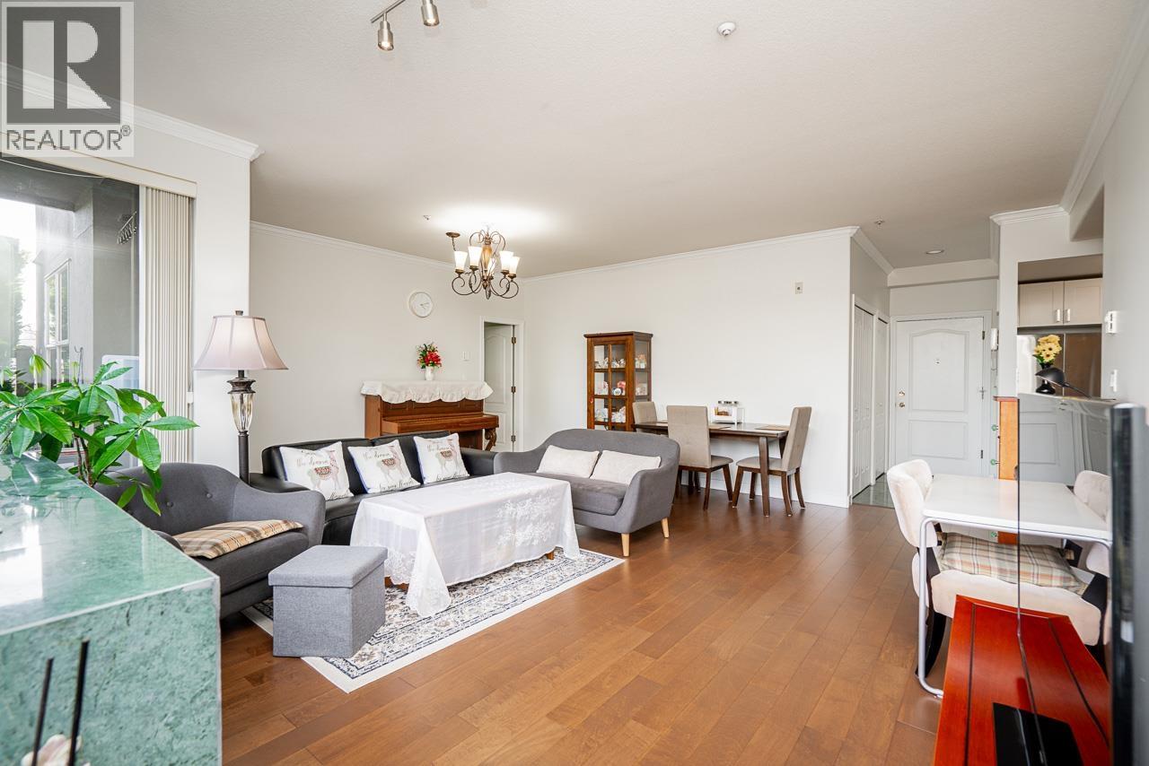 204 1765 MARINE DRIVE, West Vancouver