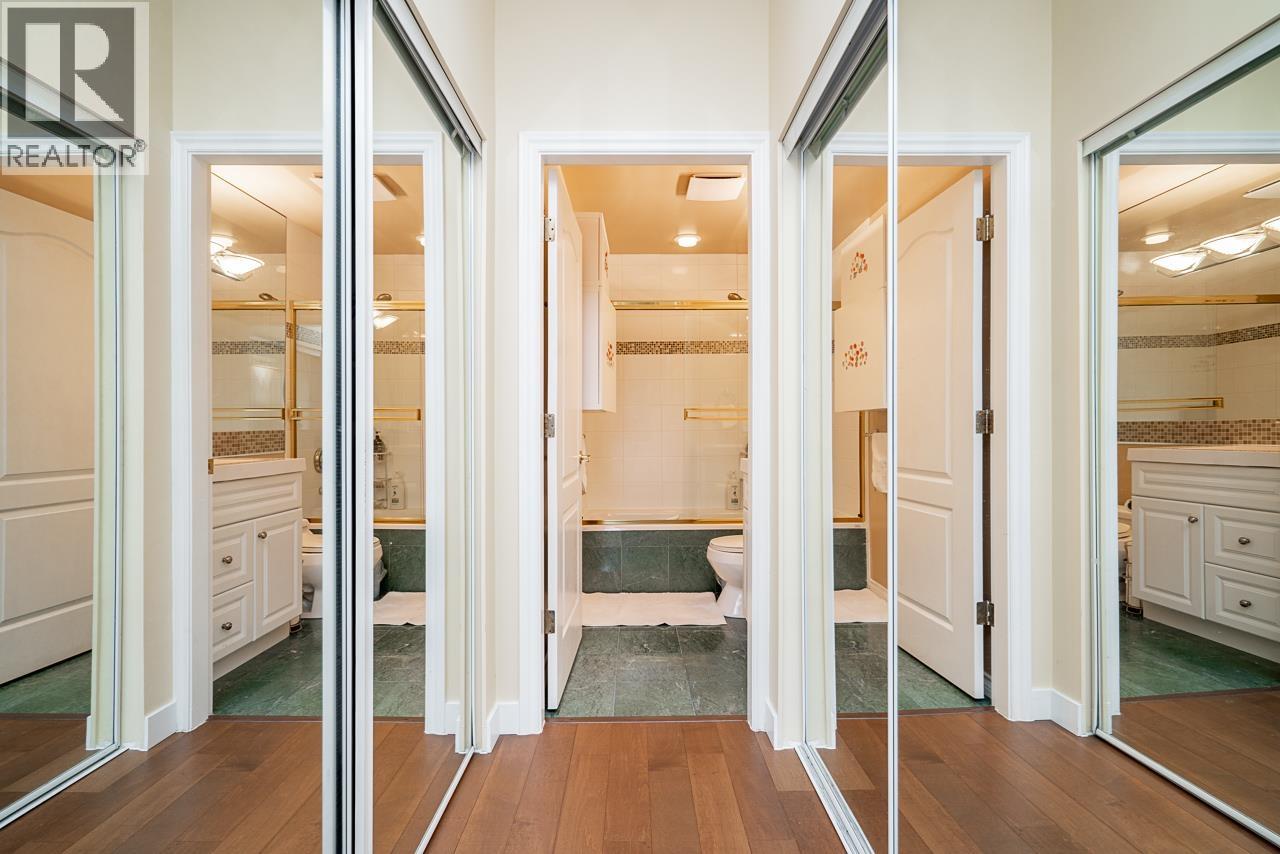 204 1765 MARINE DRIVE, West Vancouver