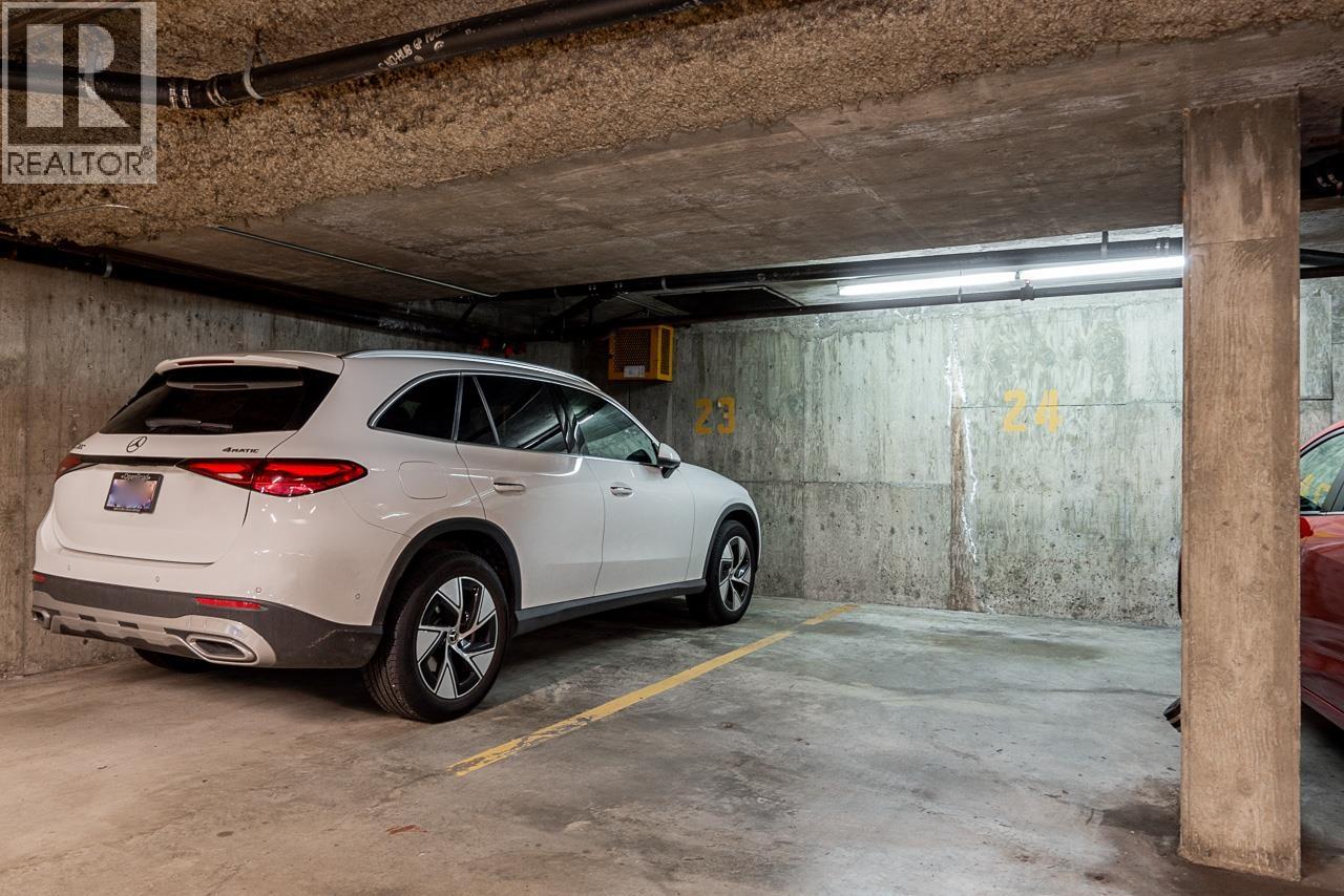 204 1765 MARINE DRIVE, West Vancouver