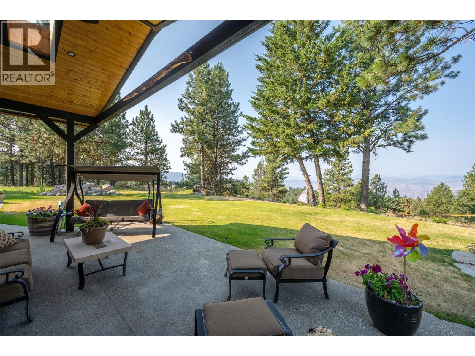 124 Sasquatch Trail, Osoyoos