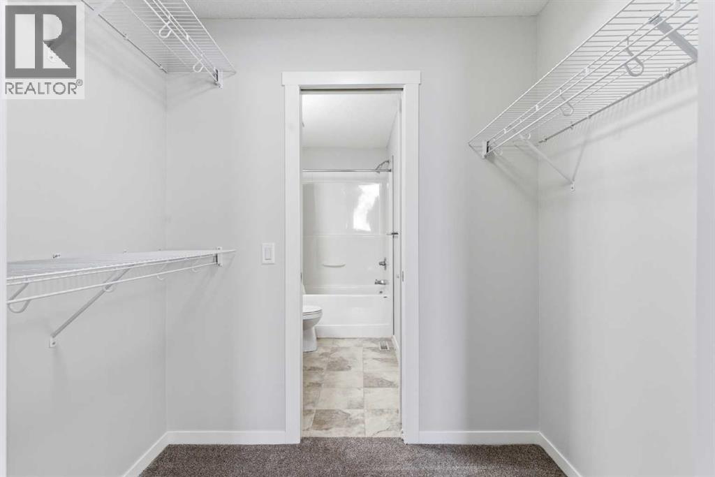 Single Family House for Sale in  McKenzie Towne Close SE McKenzie Towne Calgary 