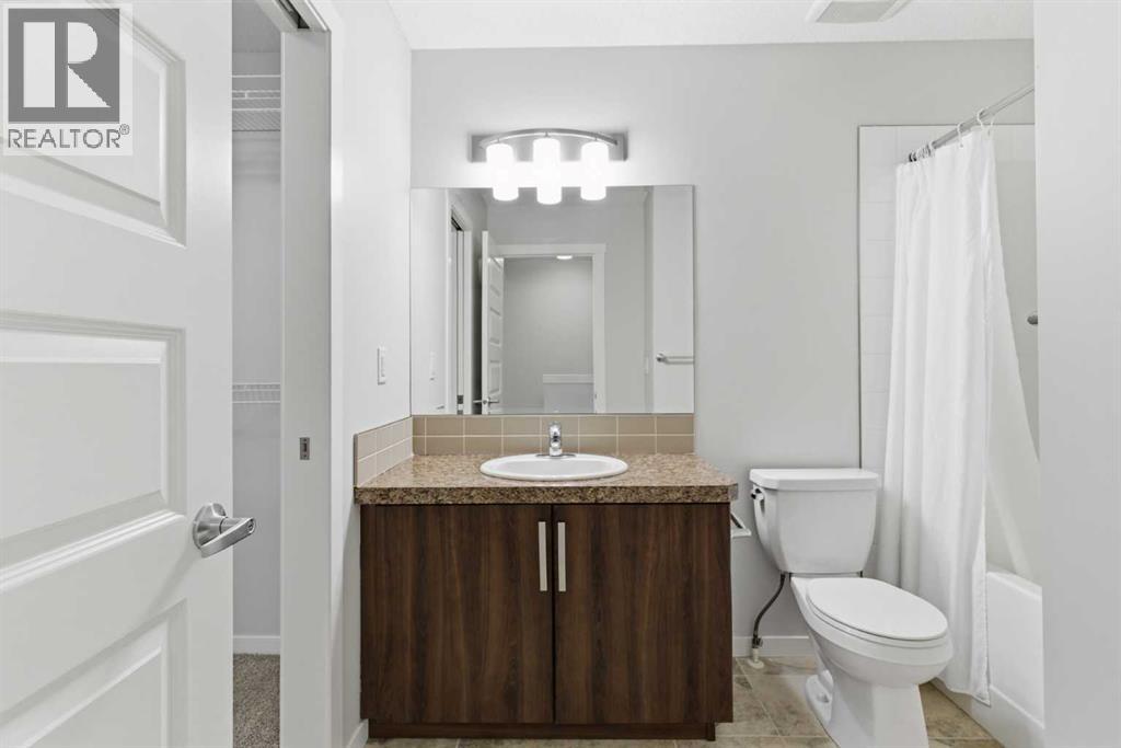 Single Family House for Sale in  McKenzie Towne Close SE McKenzie Towne Calgary 