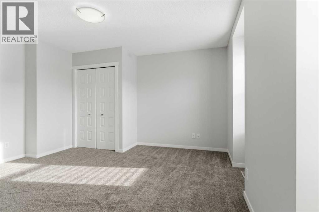 Single Family House for Sale in  McKenzie Towne Close SE McKenzie Towne Calgary 