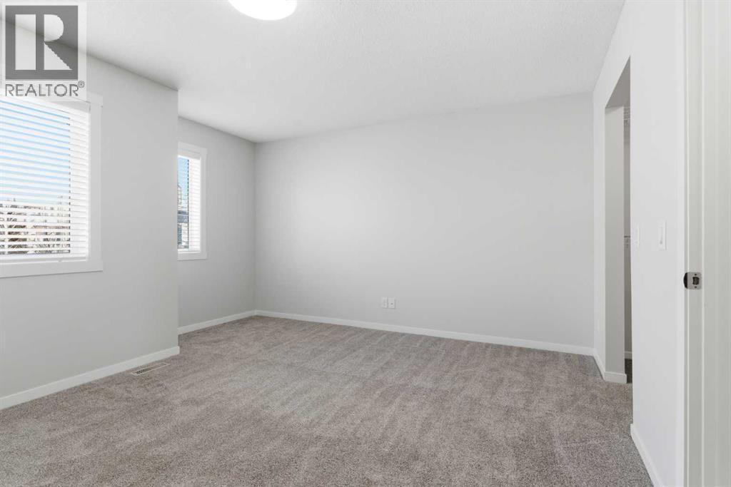 Single Family House for Sale in  McKenzie Towne Close SE McKenzie Towne Calgary 