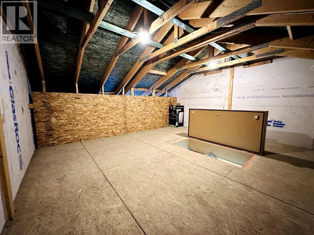 Single Family House for Sale in  McKenzie Towne Close SE McKenzie Towne Calgary 