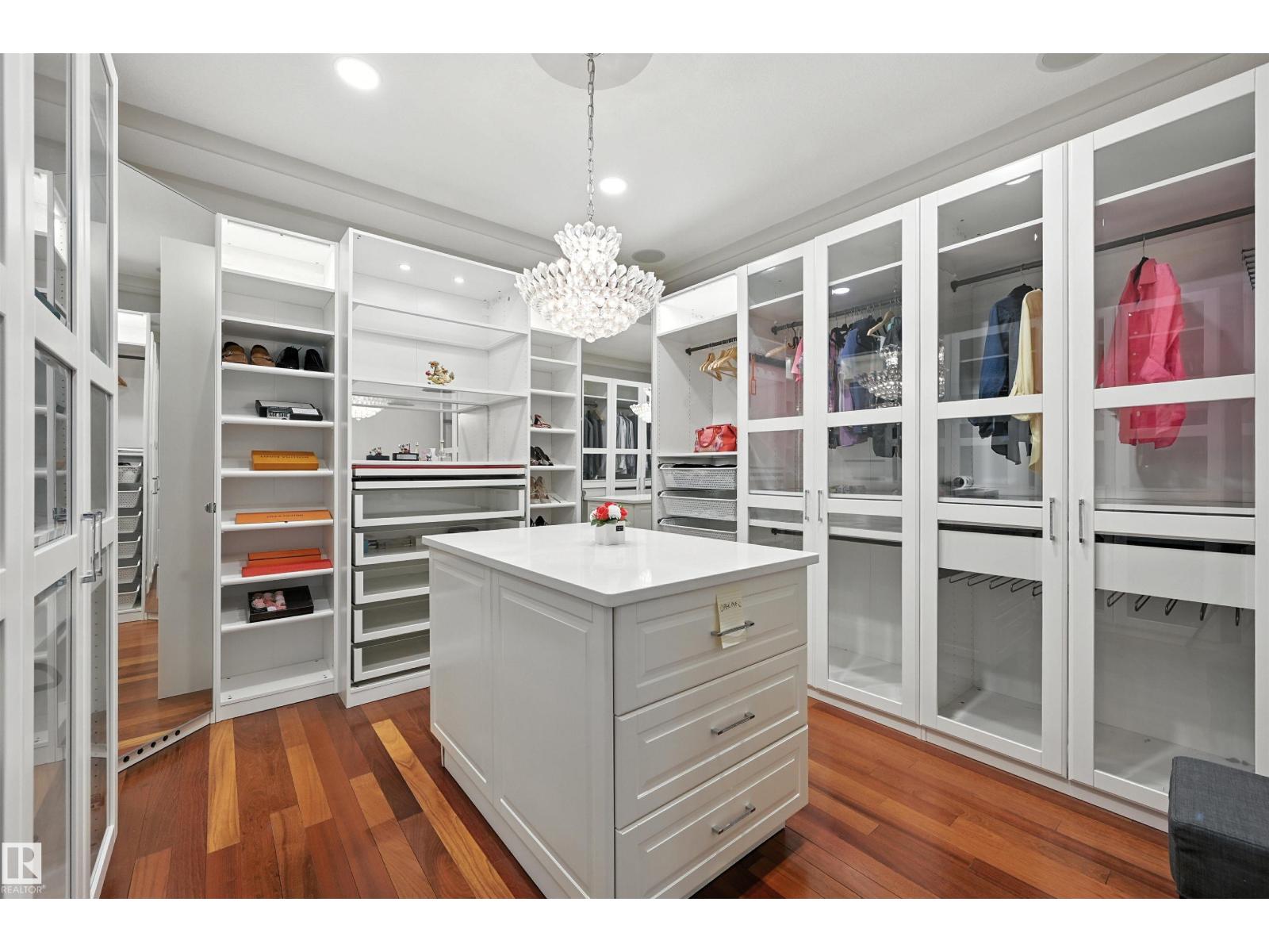 2426 MARTELL CR NW, Edmonton