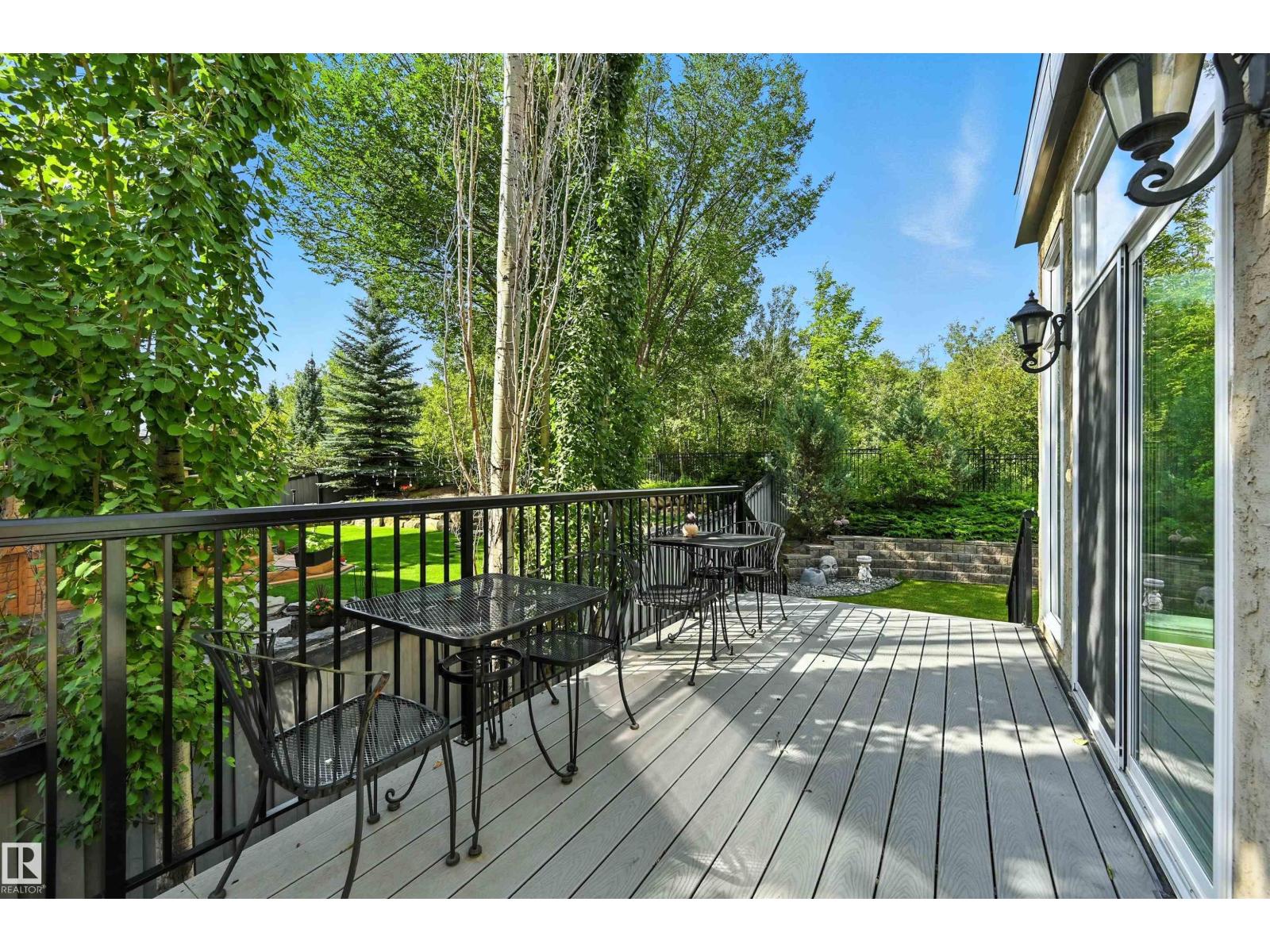 2426 MARTELL CR NW, Edmonton