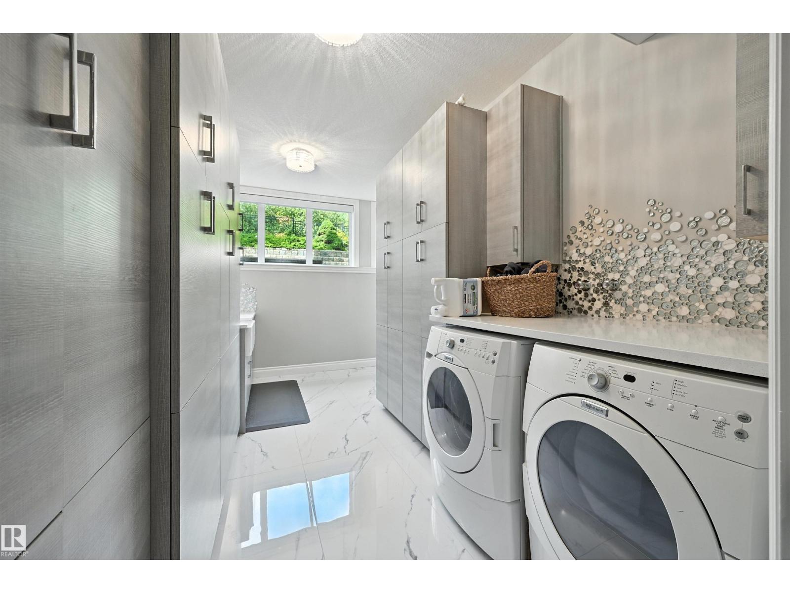 2426 MARTELL CR NW, Edmonton