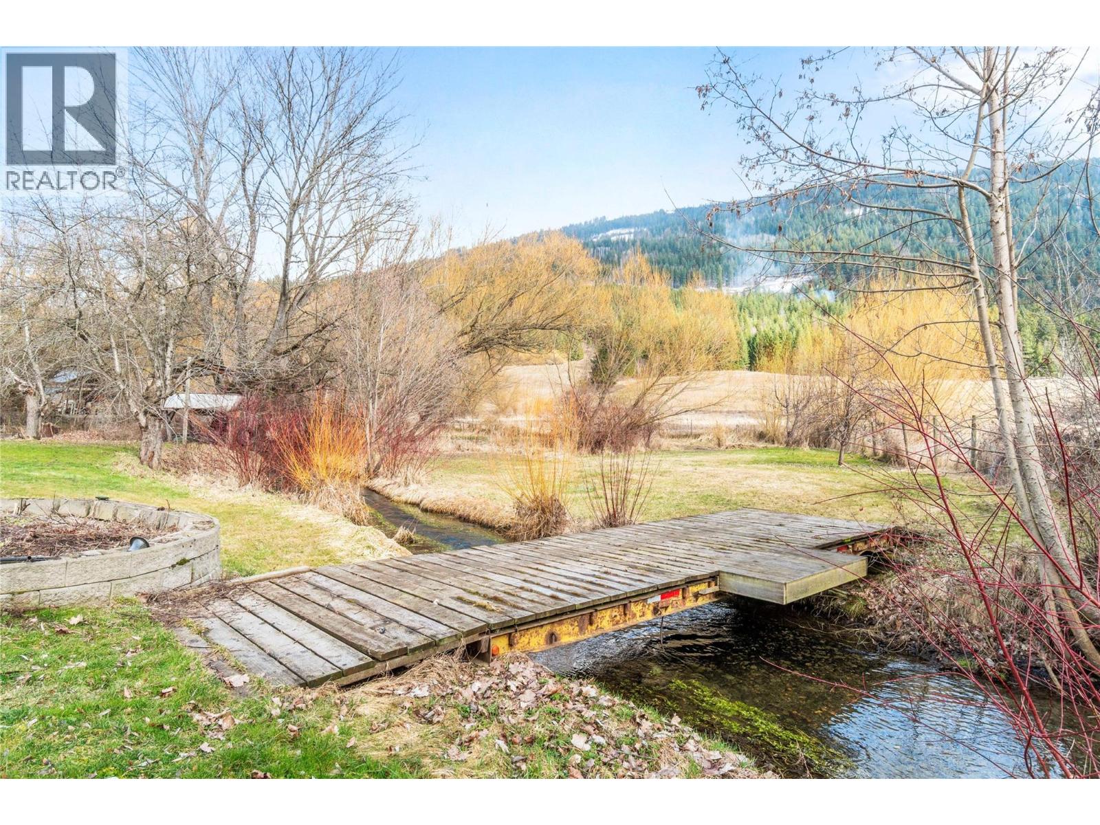 3960 50 Street NE, Salmon Arm