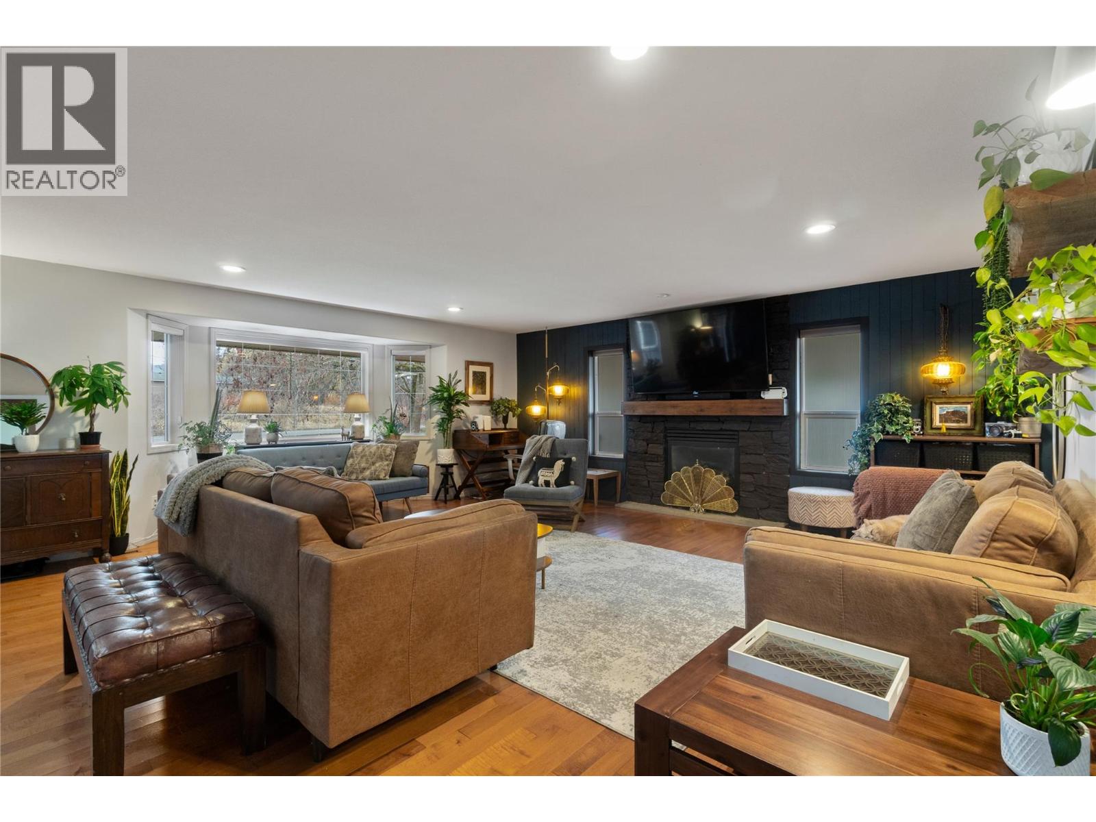 3960 50 Street NE, Salmon Arm