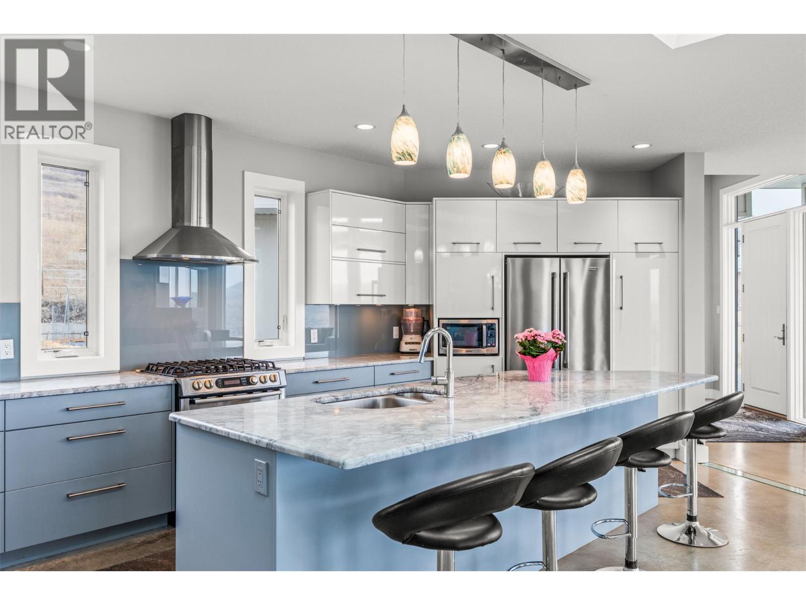 7697 Baker Hogg Road, Vernon