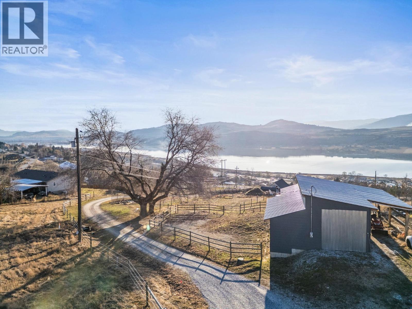 7697 Baker Hogg Road, Vernon