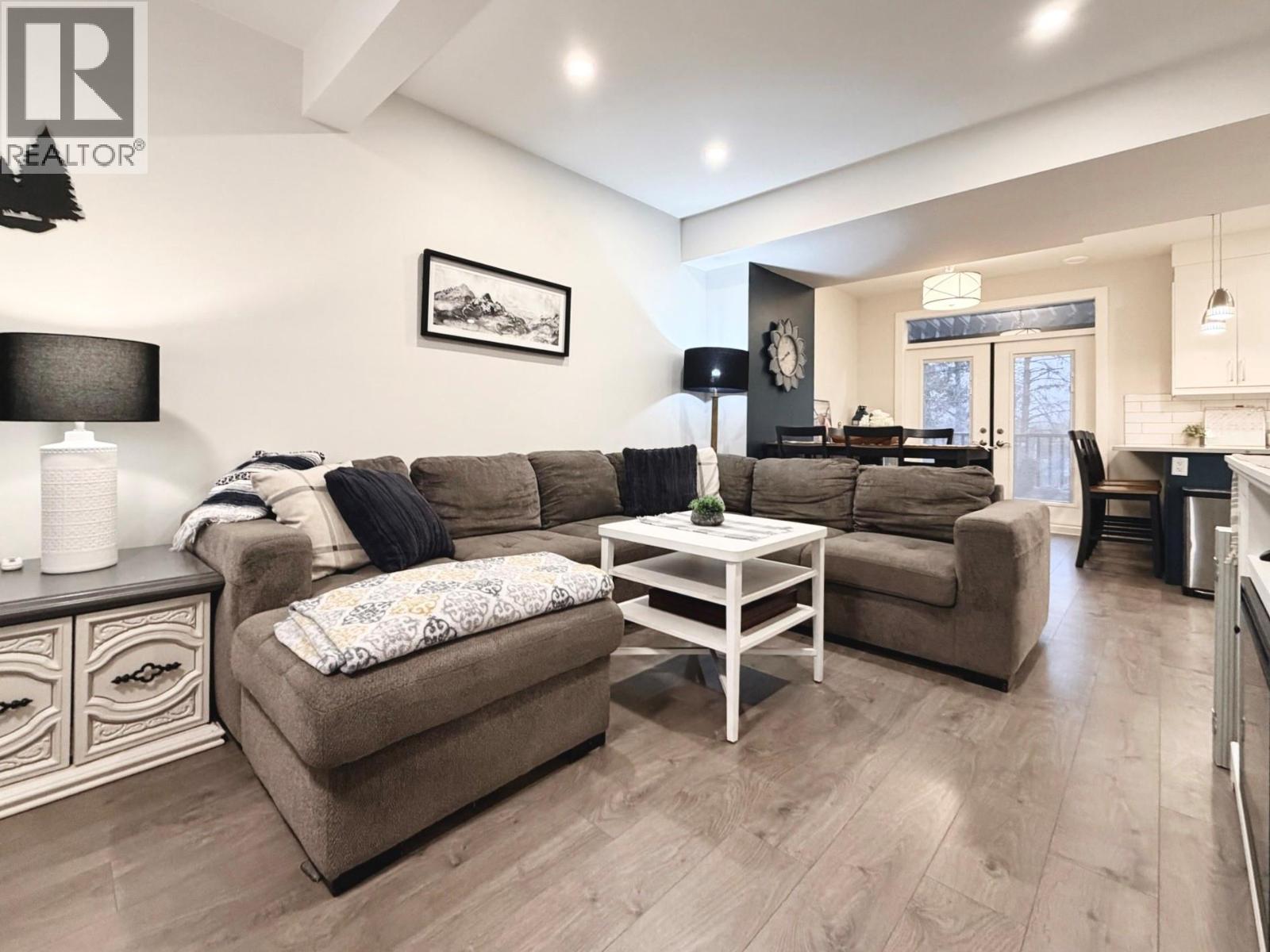 240 FORESTBROOK Drive Unit# 105, Penticton