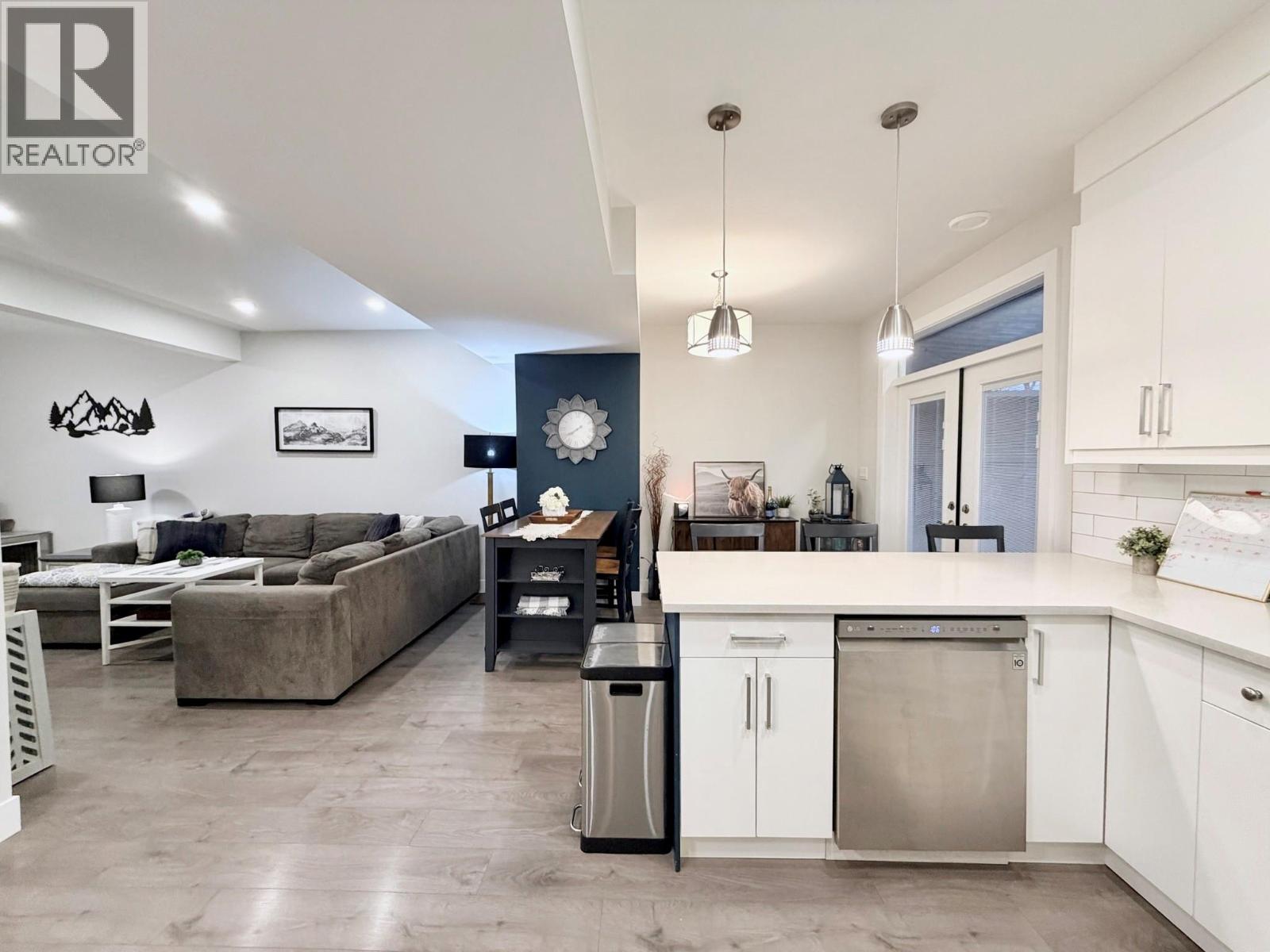 240 FORESTBROOK Drive Unit# 105, Penticton