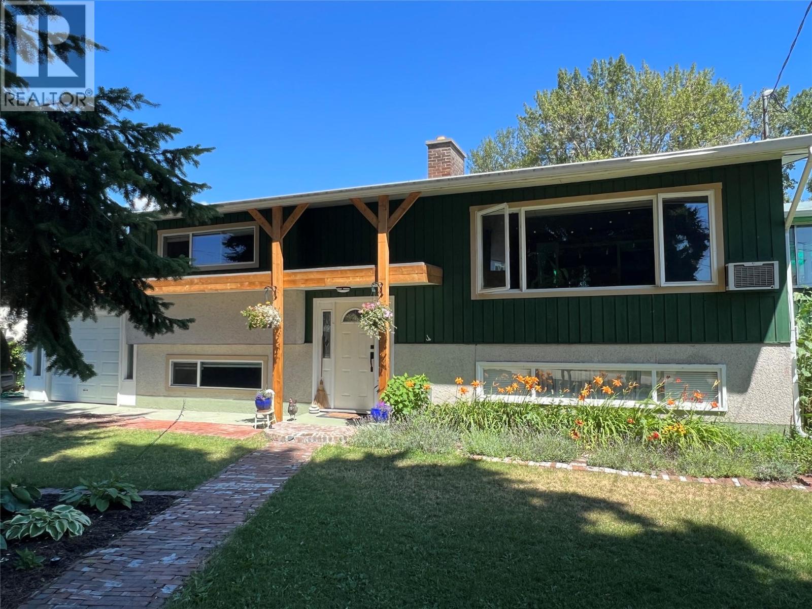 4030 San Clemente Avenue, Peachland