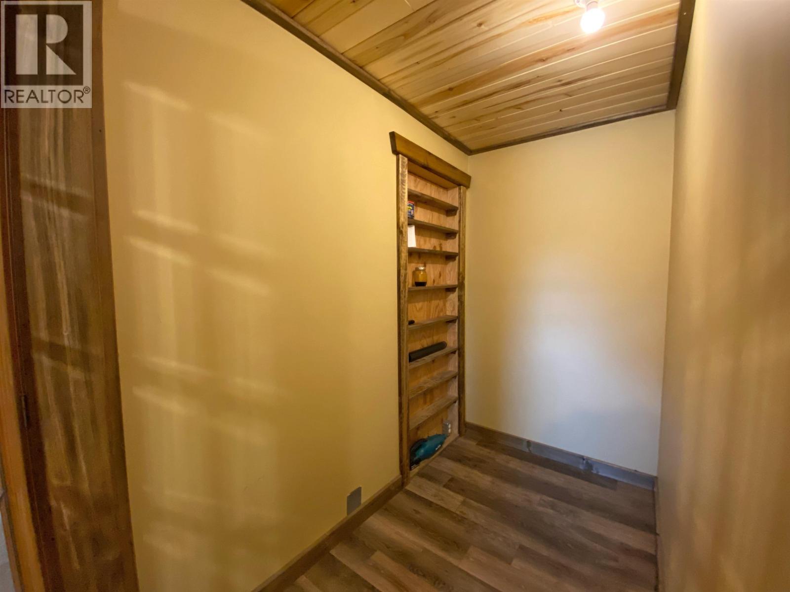 1505 HANKIN Street, Hazelton