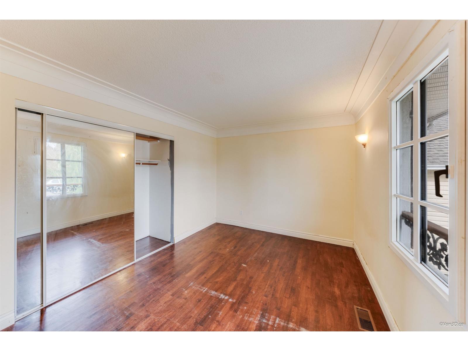 15894 THRIFT AVENUE, White Rock