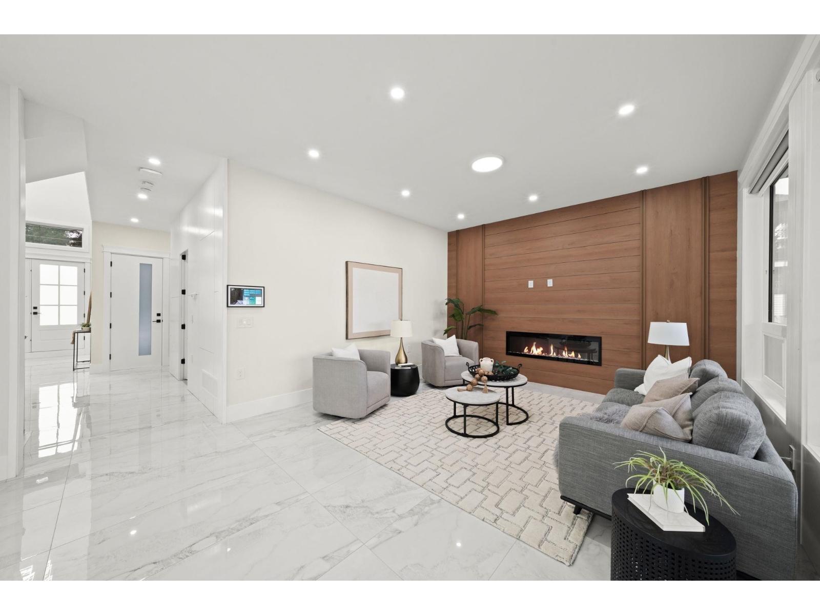 33995 WALNUT AVENUE, Abbotsford