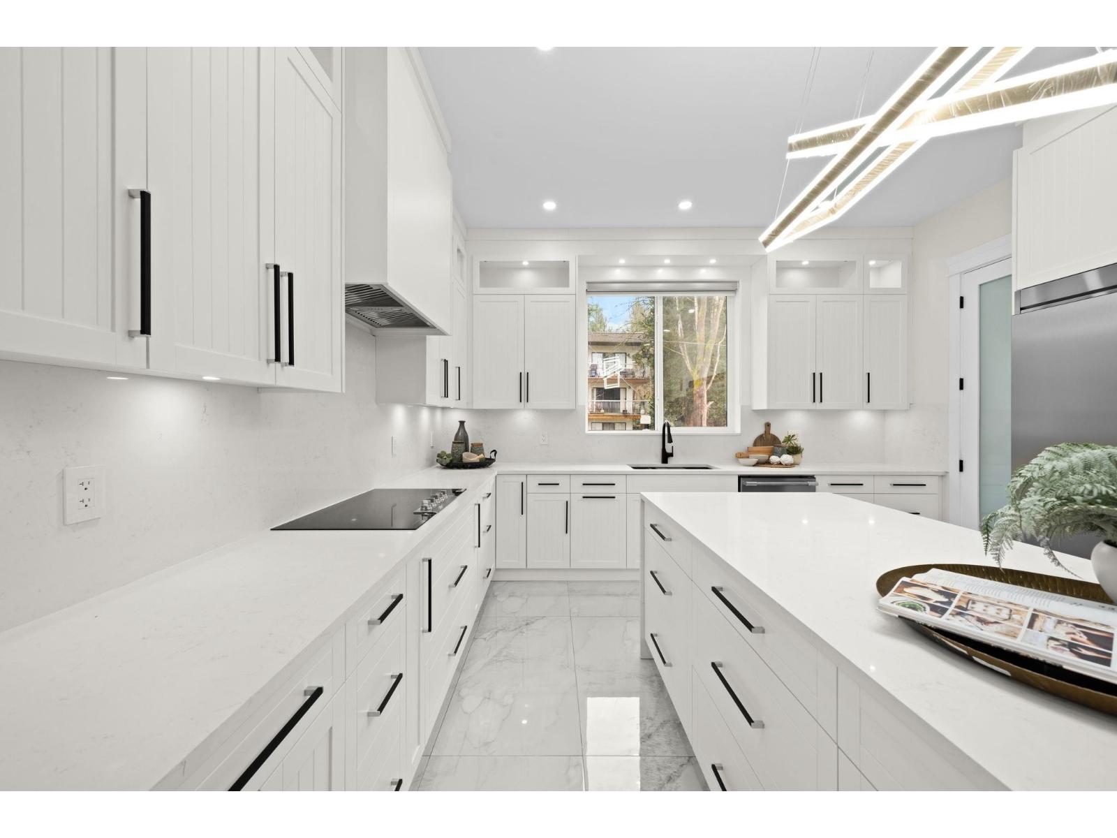 33995 WALNUT AVENUE, Abbotsford