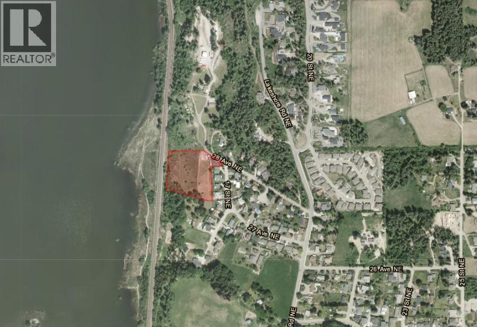 1660 28 Avenue NE, Salmon Arm