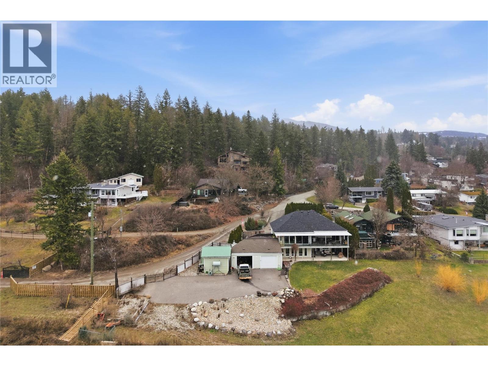 1660 28 Avenue NE, Salmon Arm