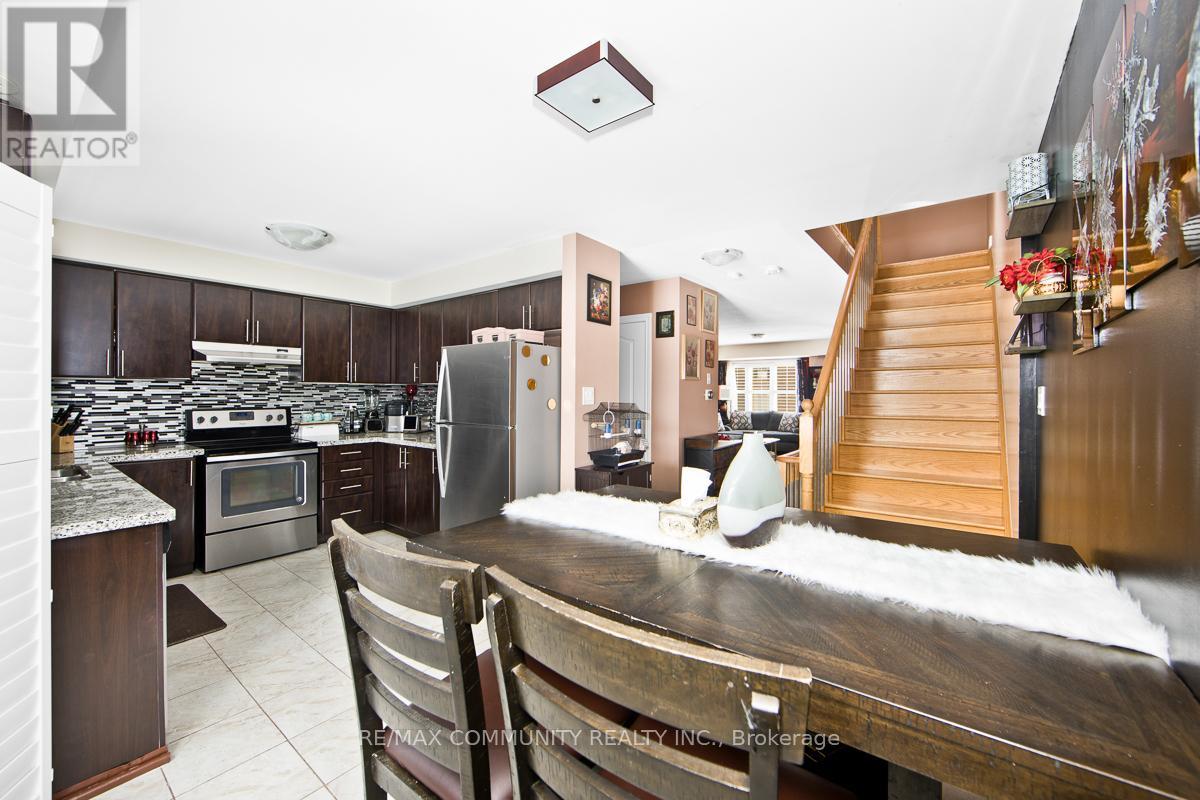 2462 BROMUS PATH - 11