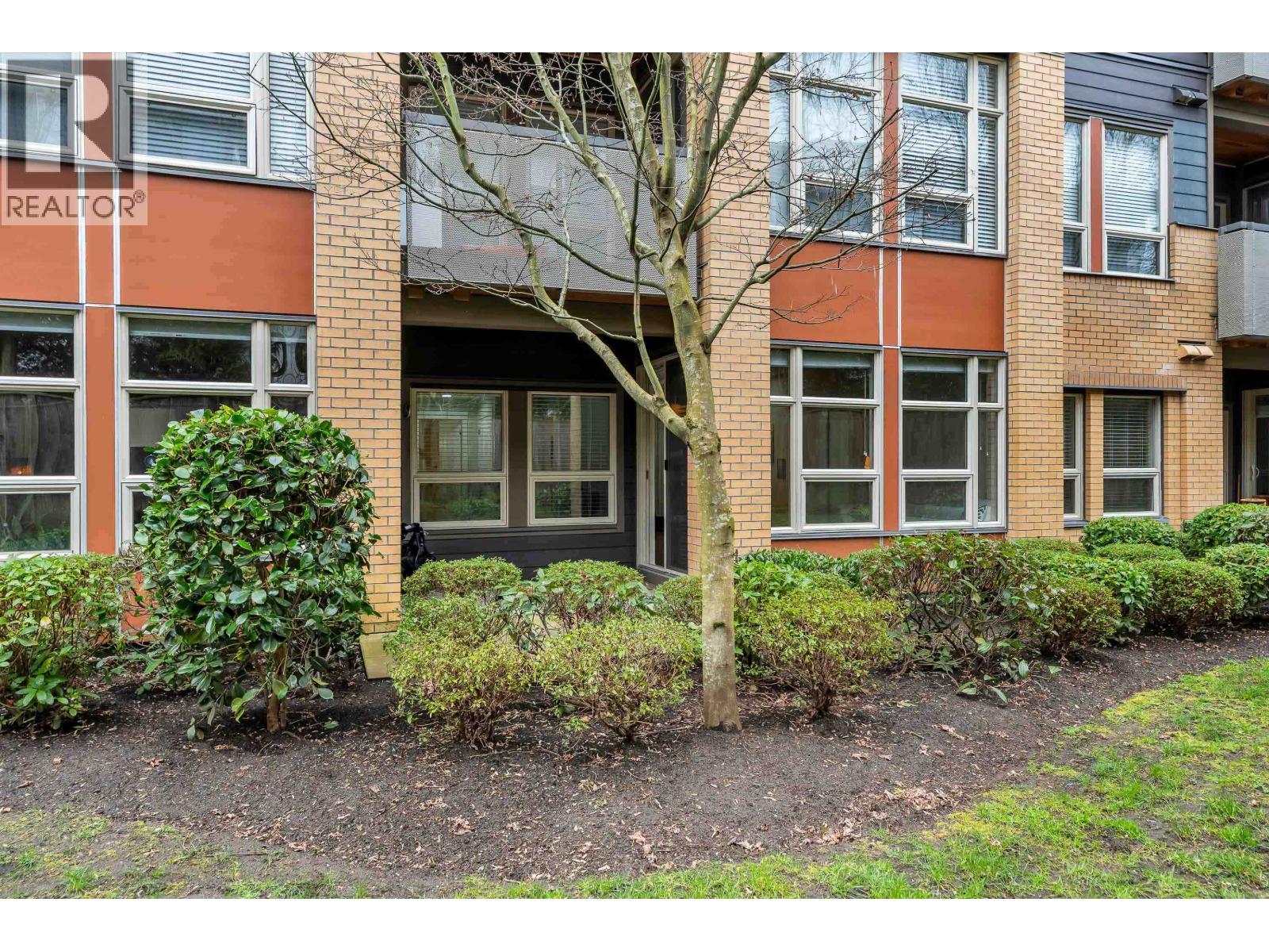 106 1166 54A STREET, Delta