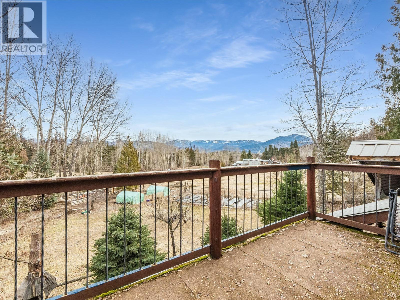 4229 CASINO Road, Trail