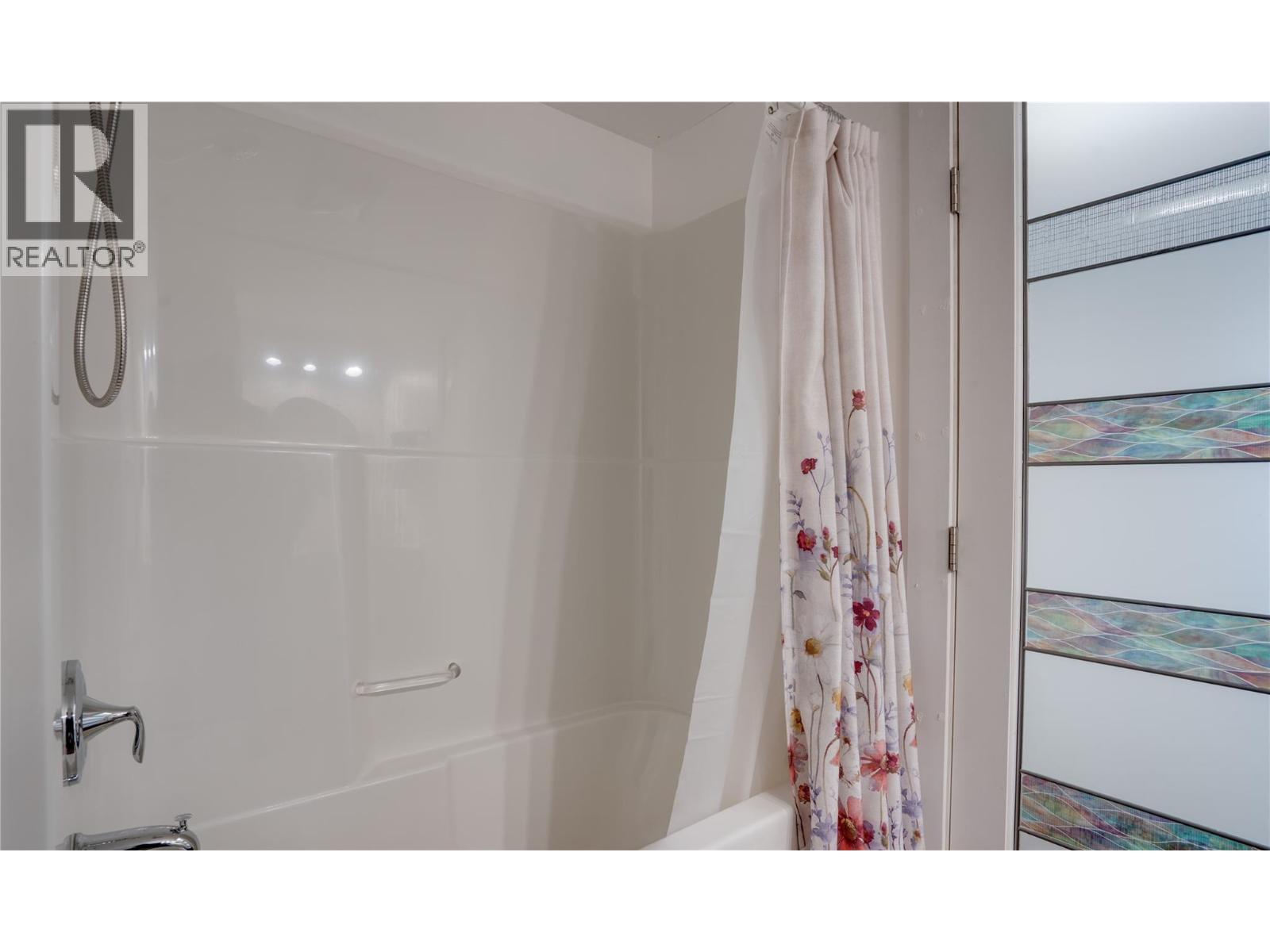 4094 lansdowne Road, Spallumcheen