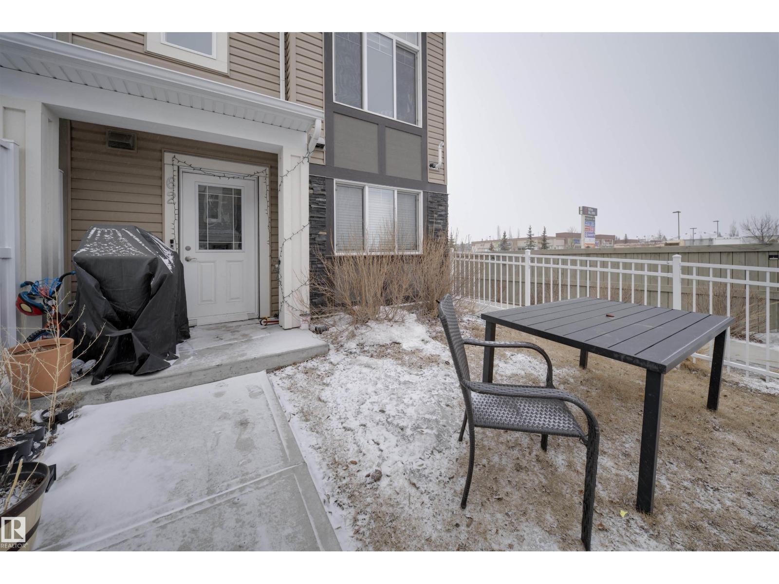 #62 2215 24 ST NW - 19