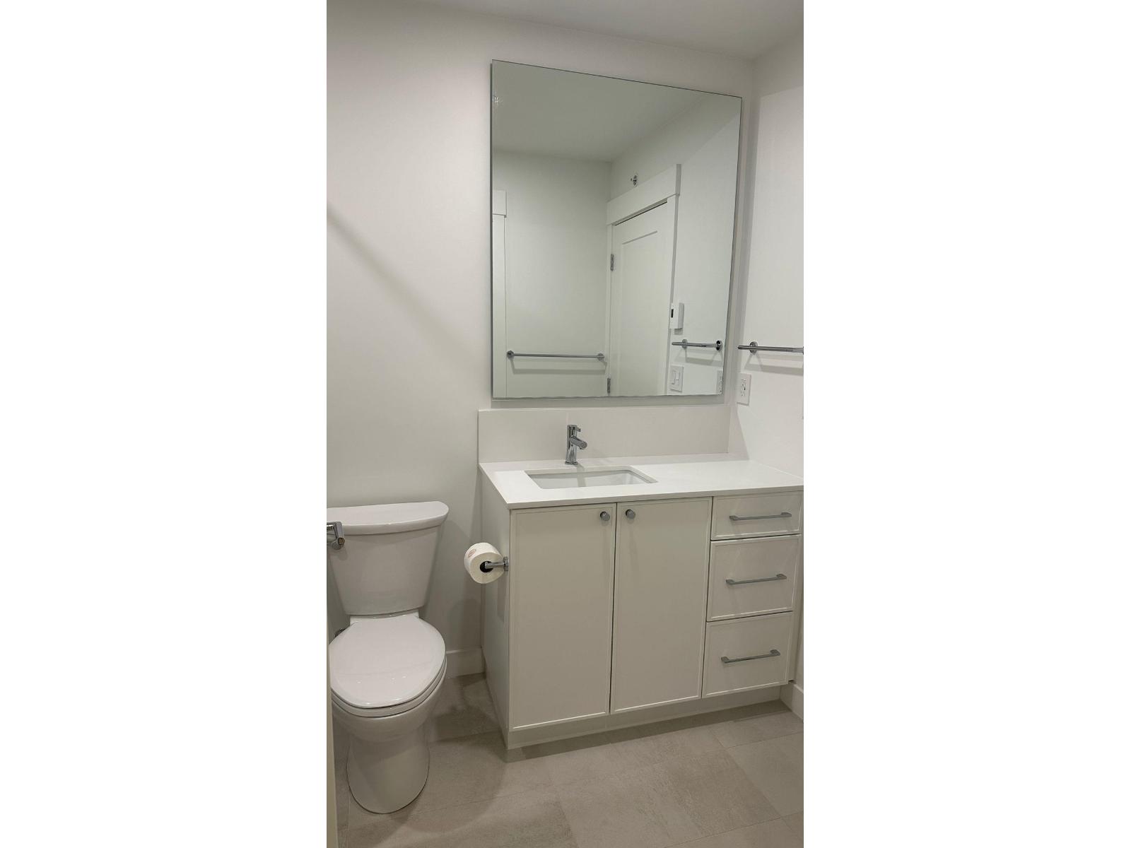 306 2771 MONTROSE AVENUE, Abbotsford